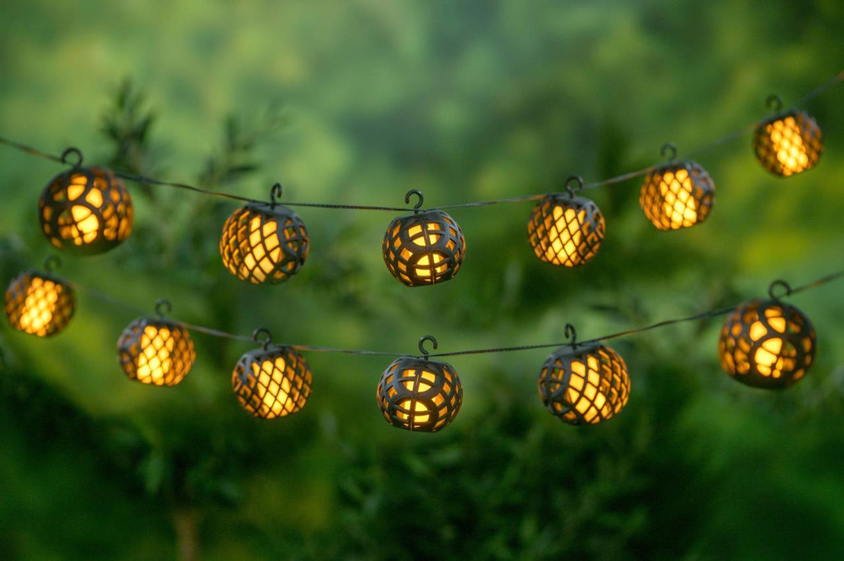 Grundig Lichtsnoer, 8 LED - maximondo
