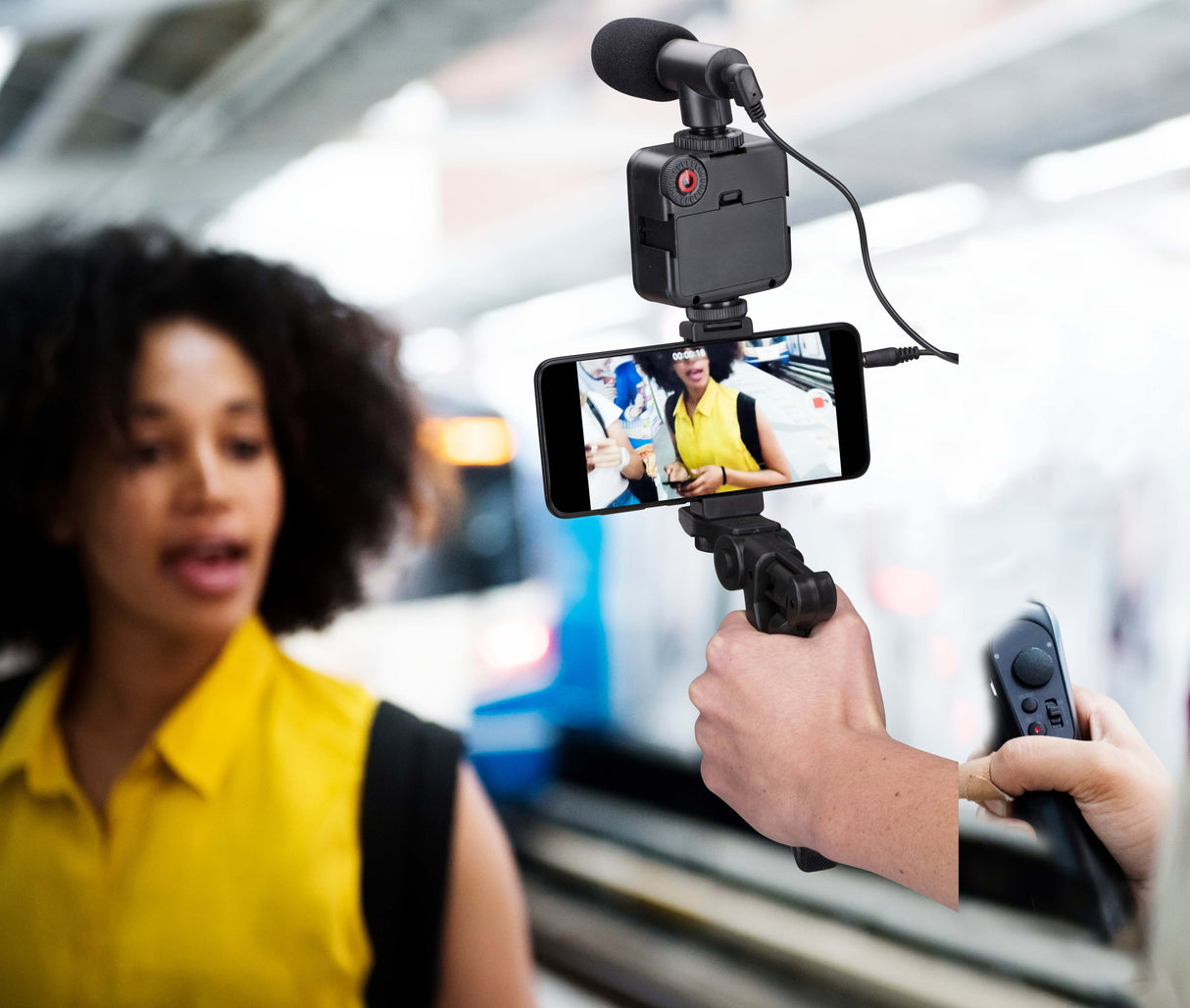 Grundig Telefoon Tripod - maximondo