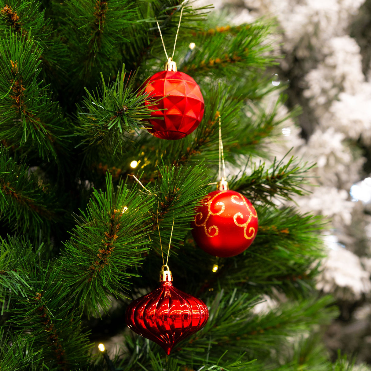 Giftsome Kerstballen Rood 60 Stuks - maximondo