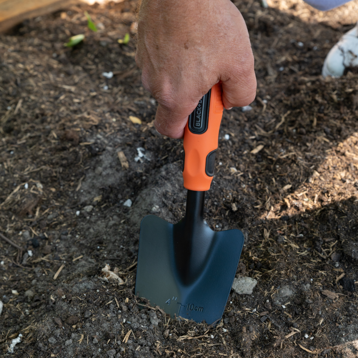 BLACK+DECKER Tuinschep 35 Cm - maximondo