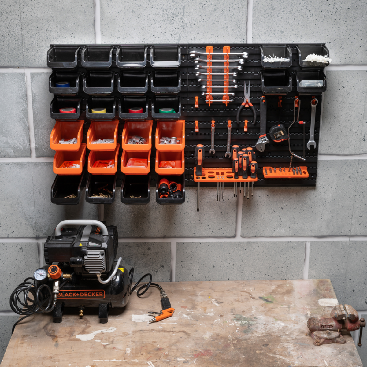 BLACK+DECKER Gereedschapsbord - maximondo