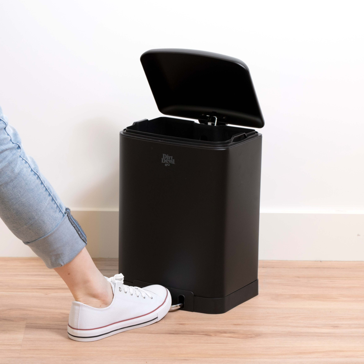 Dirt Devil 12L Pedaalemmer - maximondo