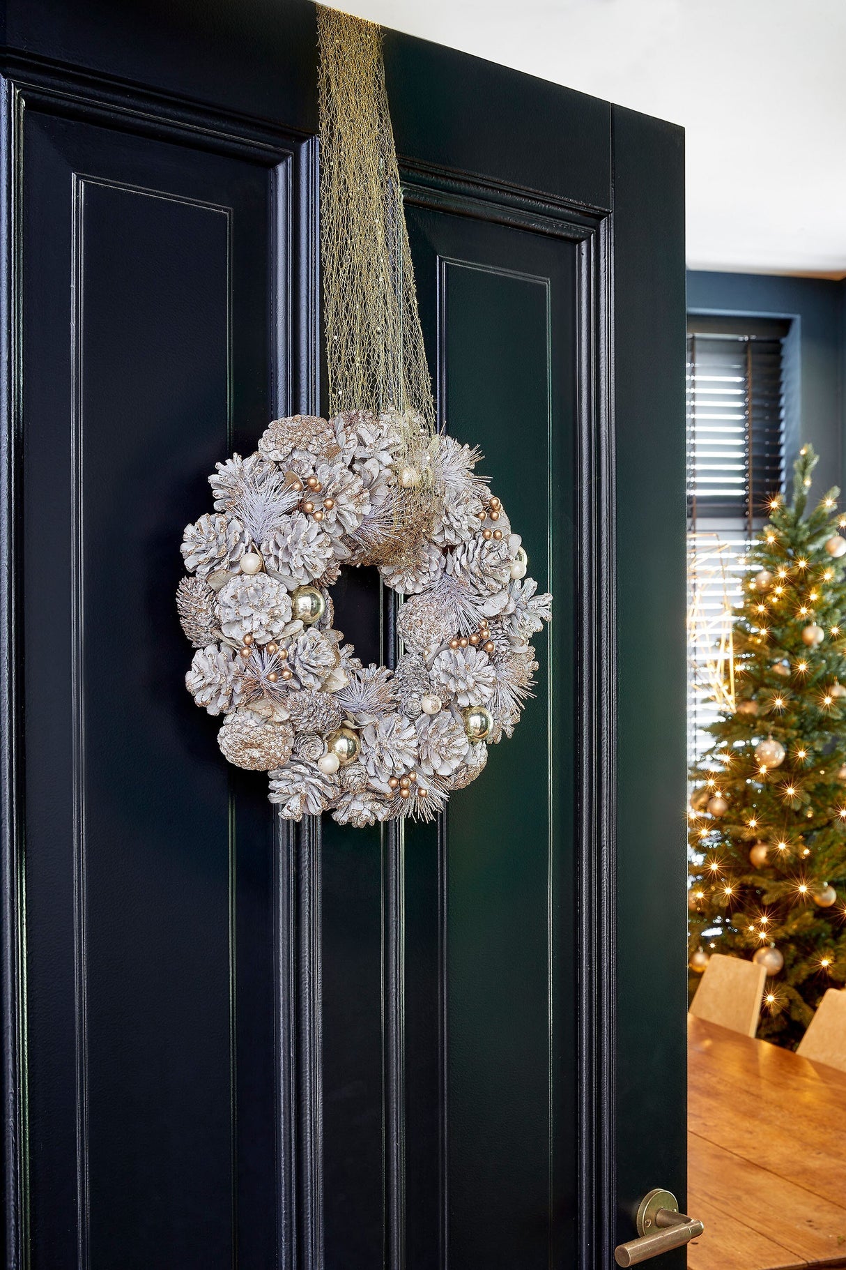 Mica Decorations Hanley krans wit - h9xd34cm