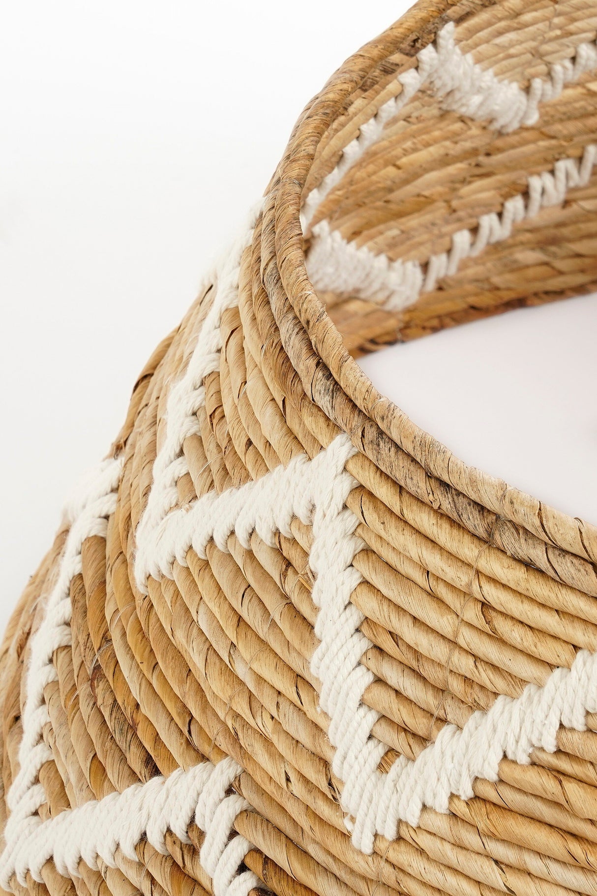 Mica Decorations kerstboomrok, bruin - ↕25cm - Ø60cm - maximondo