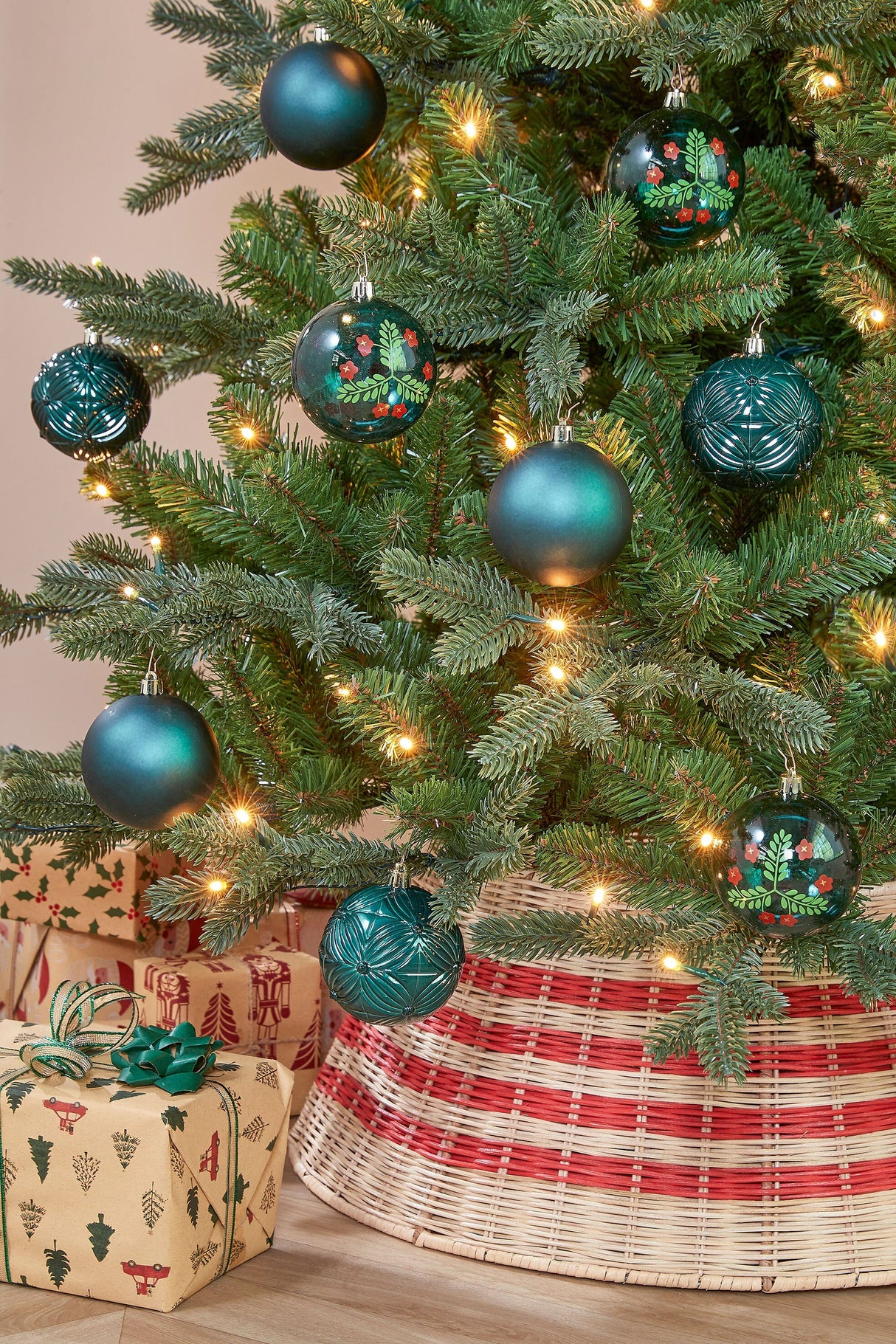 Mica Decorations kerstballen Set - 9 Stuks - Ø8 cm - maximondo