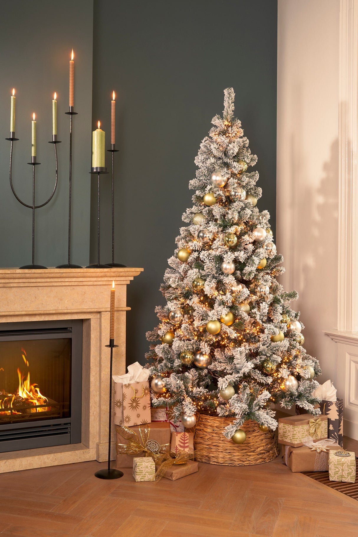 Mica Decorations kerstboomrok, bruin opvouwbaar - ↕26cm - Ø58cm - maximondo