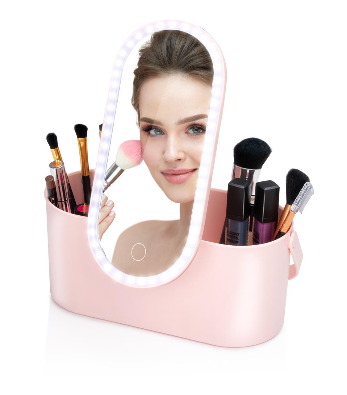 Travel beauty case with LED mirror