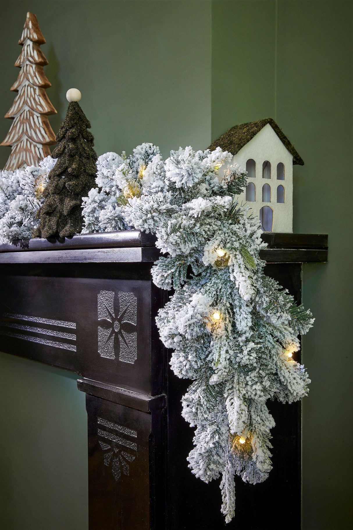 Black Box Trees Grimshaw slinger Dual Led groen frosted warm wit 40L 200 TIPS battery operated en timer - l270xd25cm
