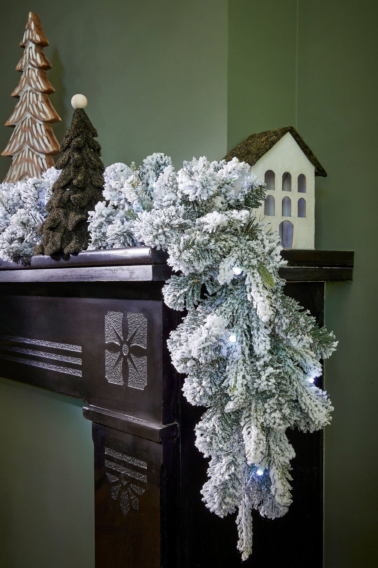 Black Box Trees Grimshaw slinger Dual Led groen frosted warm wit 40L 200 TIPS battery operated en timer - l270xd25cm