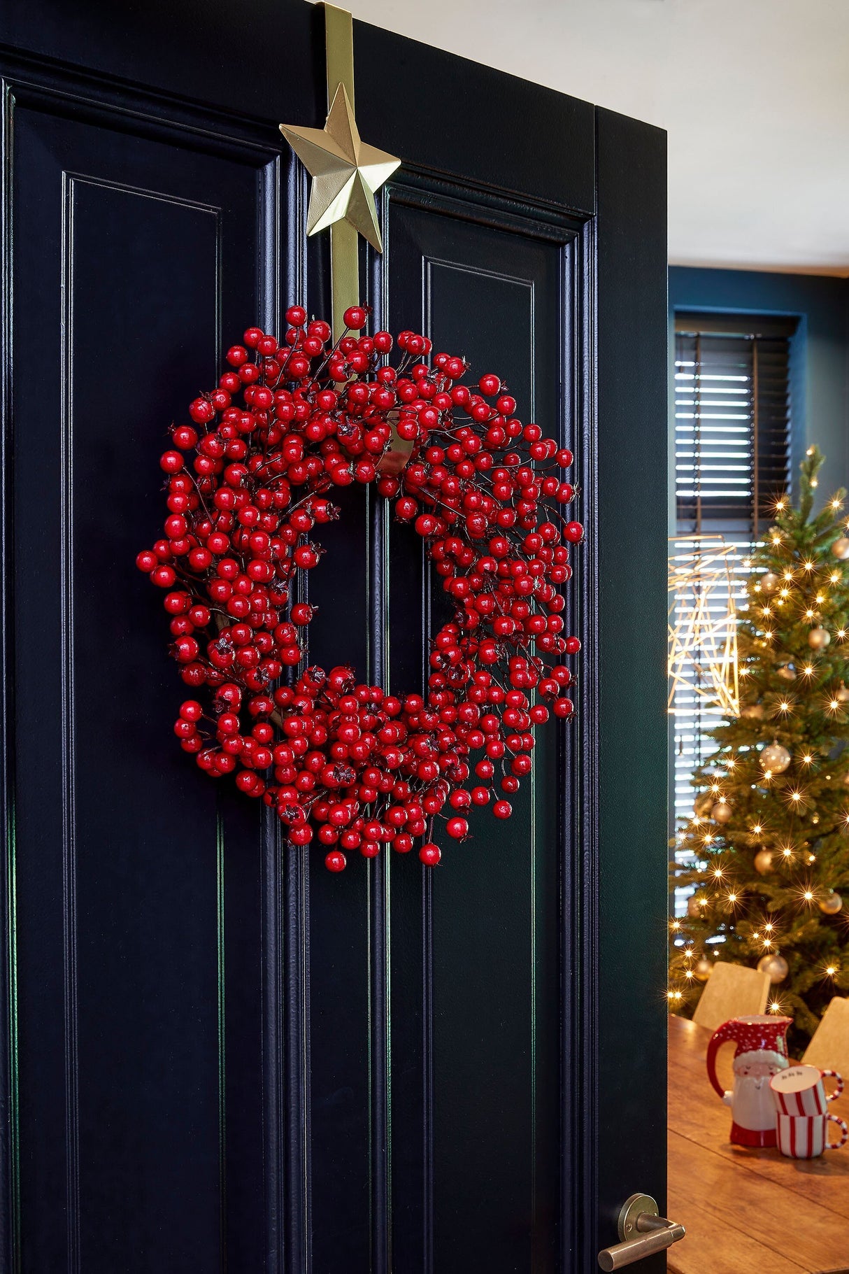 Mica Decorations Krans bessen rood - h10xd50cm