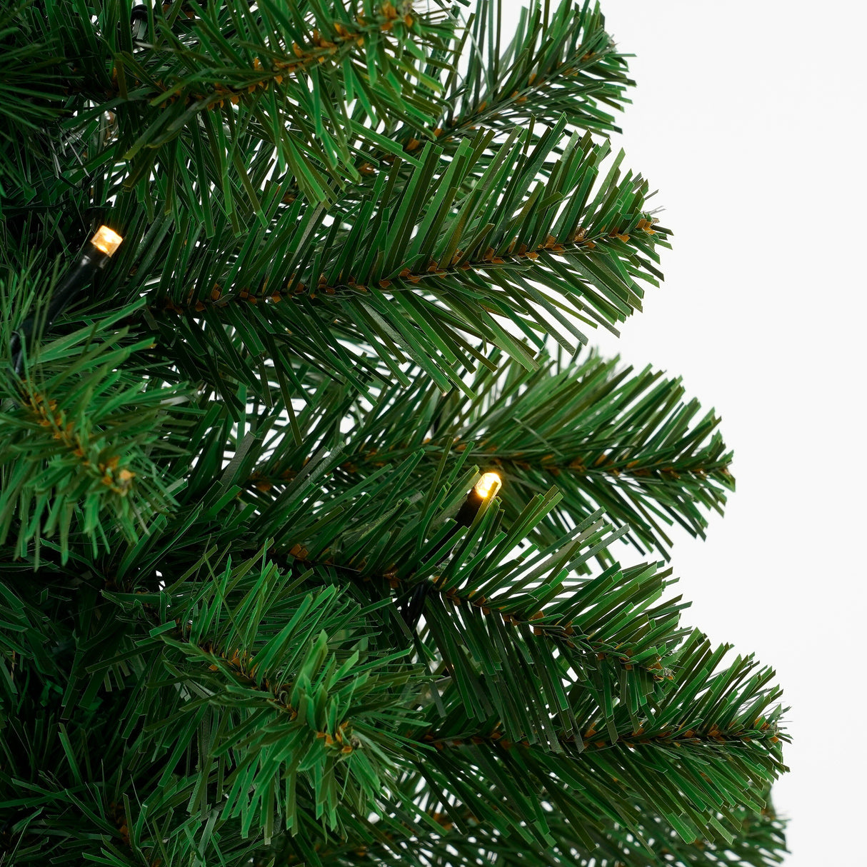 Black Box Trees Norton Kunstkerstboom in Pot met LED Verlichting - H90 x Ø50 cm - Groen