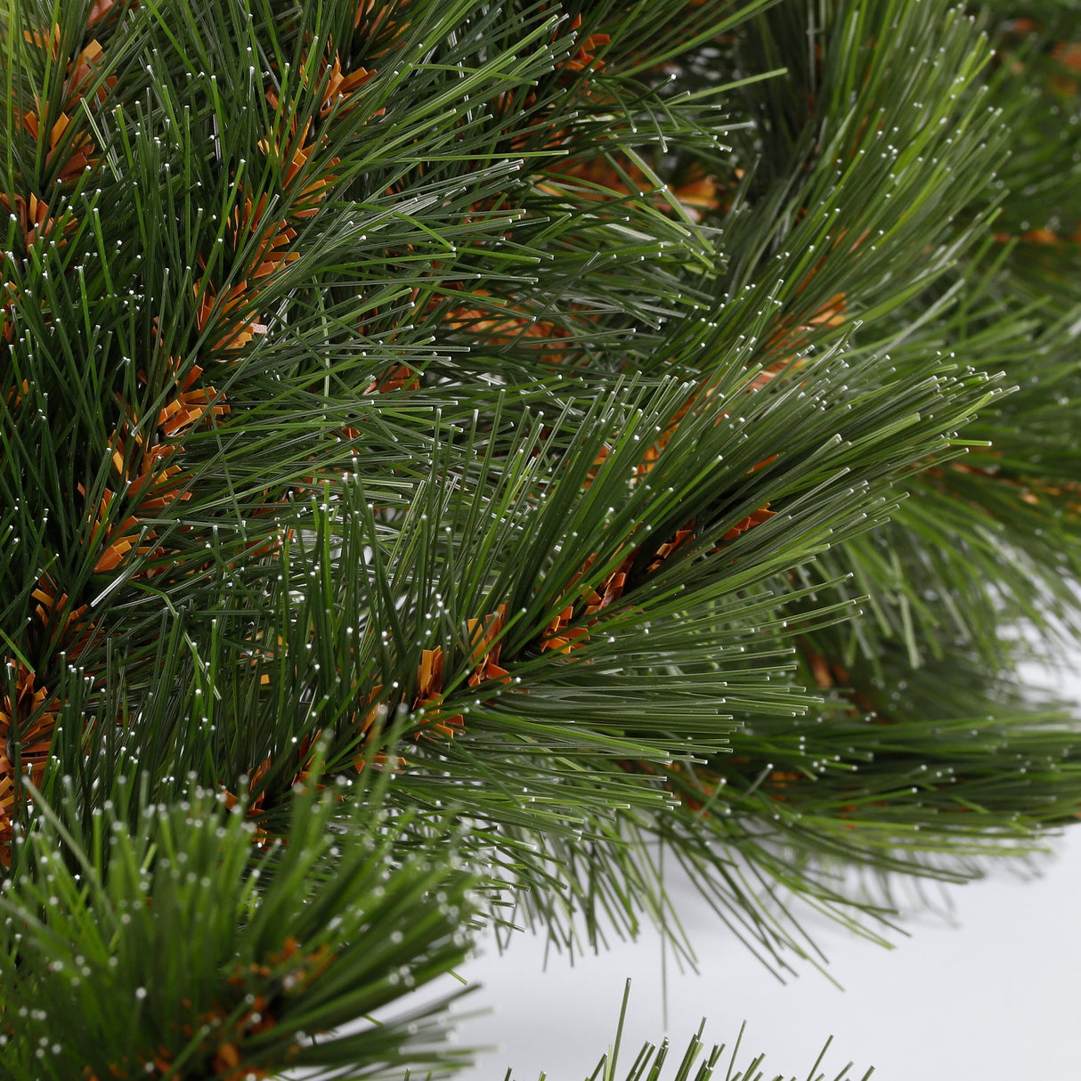 Triumph Tree Forest frosted guirlande groen TIPS 210 - l270xd33cm