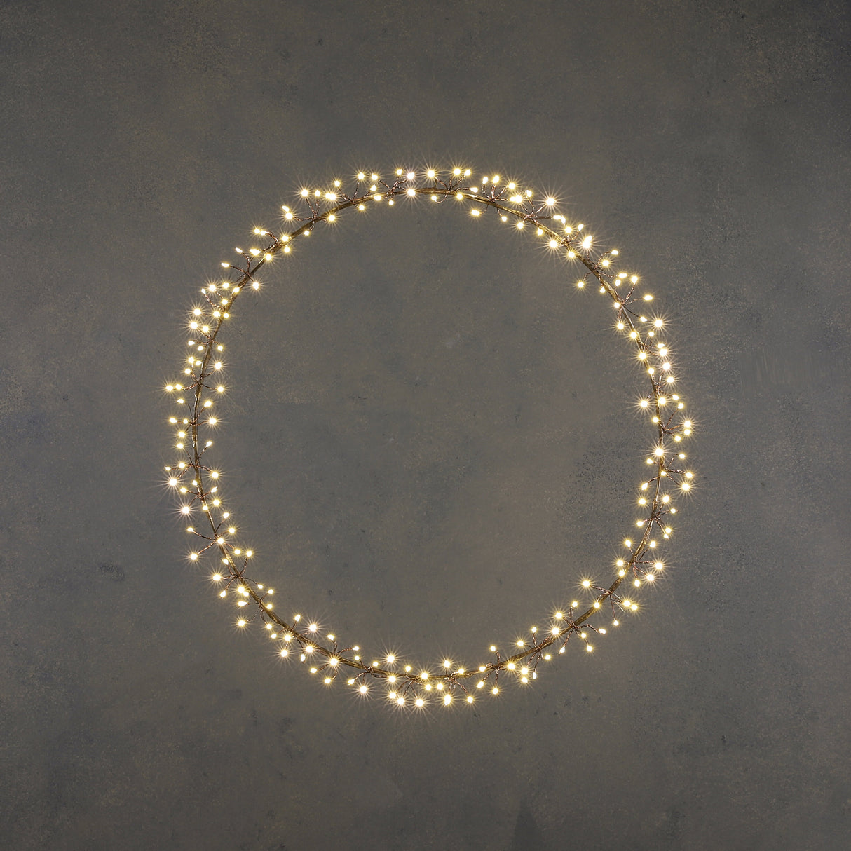 Luca Lighting Krans zwart warm wit 150led IP44 - d40cm