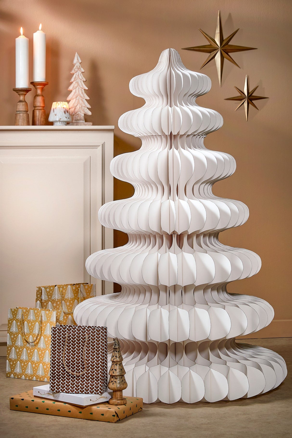 Mica Decorations Decoratie boom wit FSC Mix - h152xd104cm
