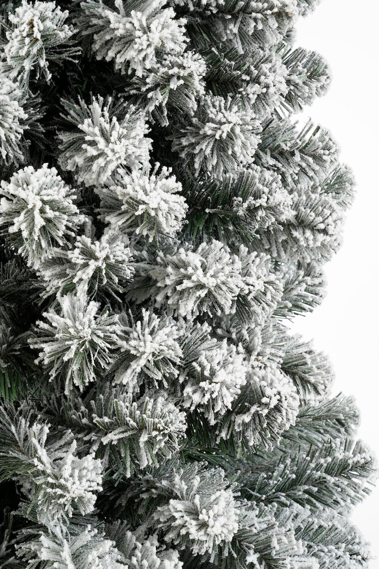 Black Box Trees Charlton Pilar kerstboom groen frosted TIPS 280 - h185xd53cm