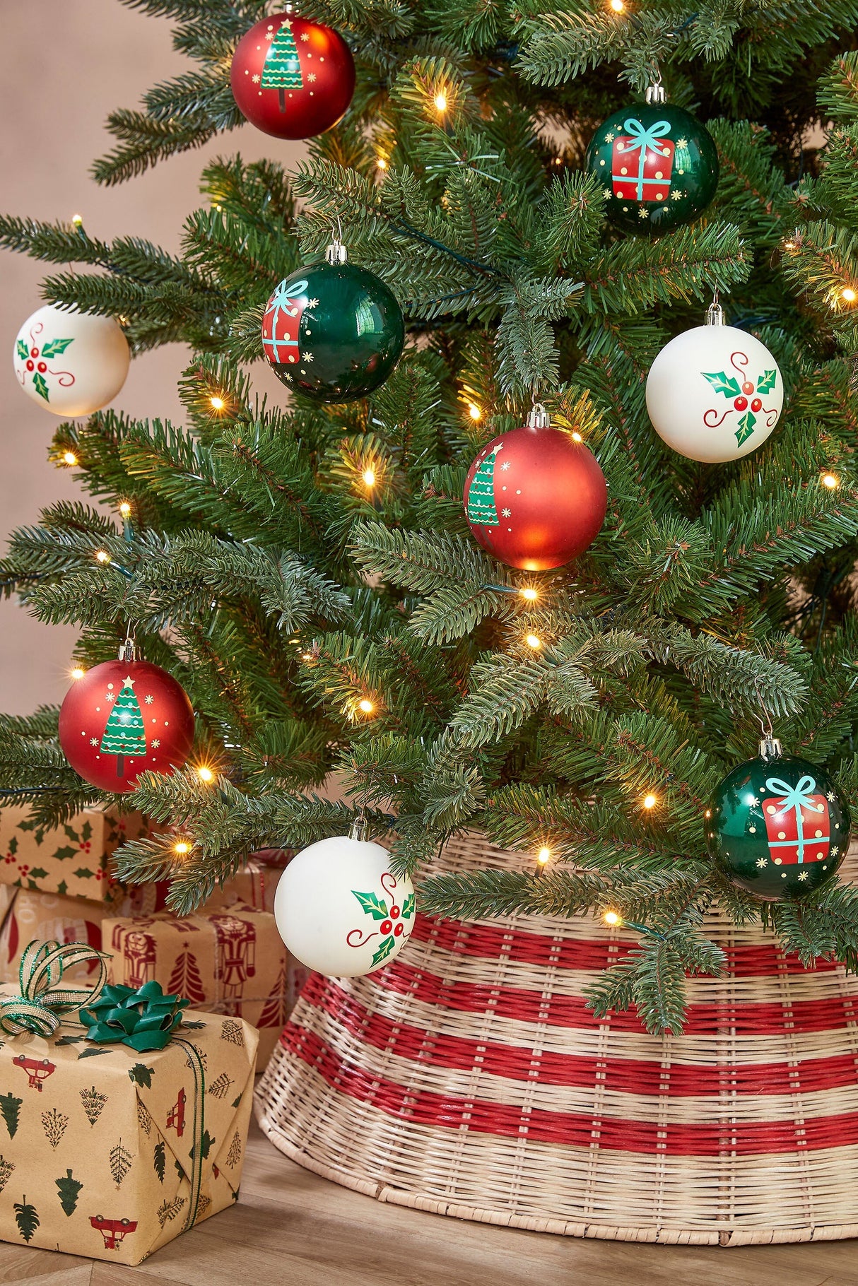 Mica Decorations kerstballen Set - 9 Stuks - Ø8 cm