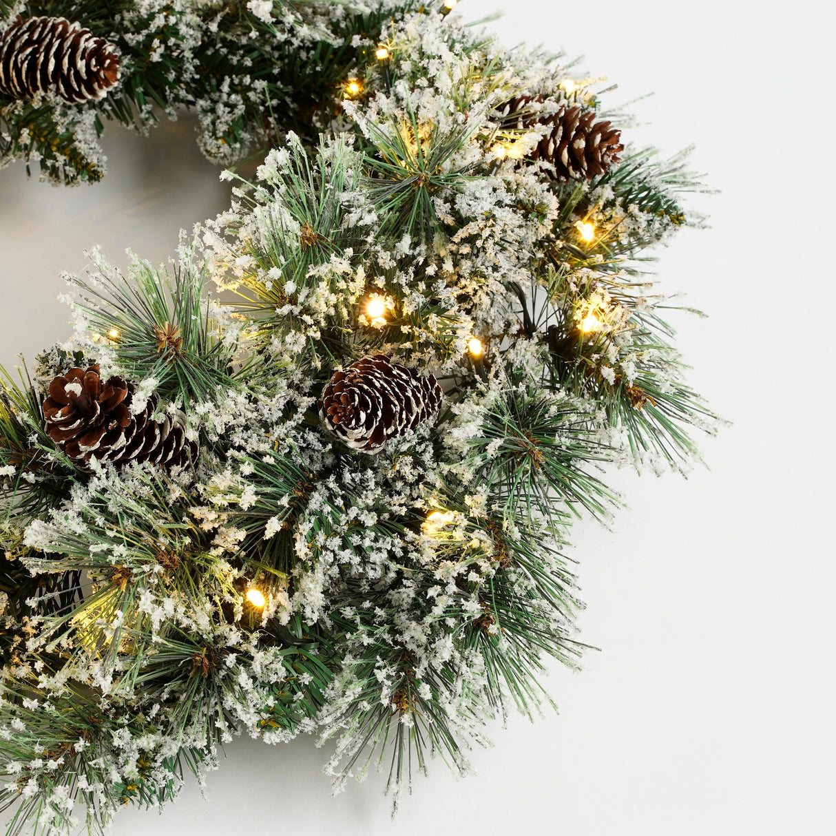 Black Box Trees Vandans krans led groen frosted 30L TIPS 100 battery operated - d60cm