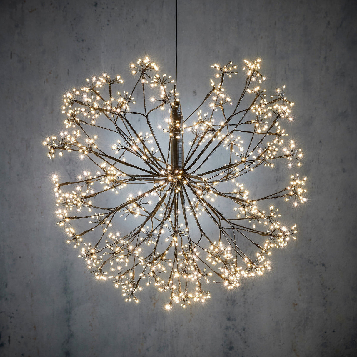 Luca Lighting Bal led zwart klassiek wit 1200led IP44 en timer - d60cm