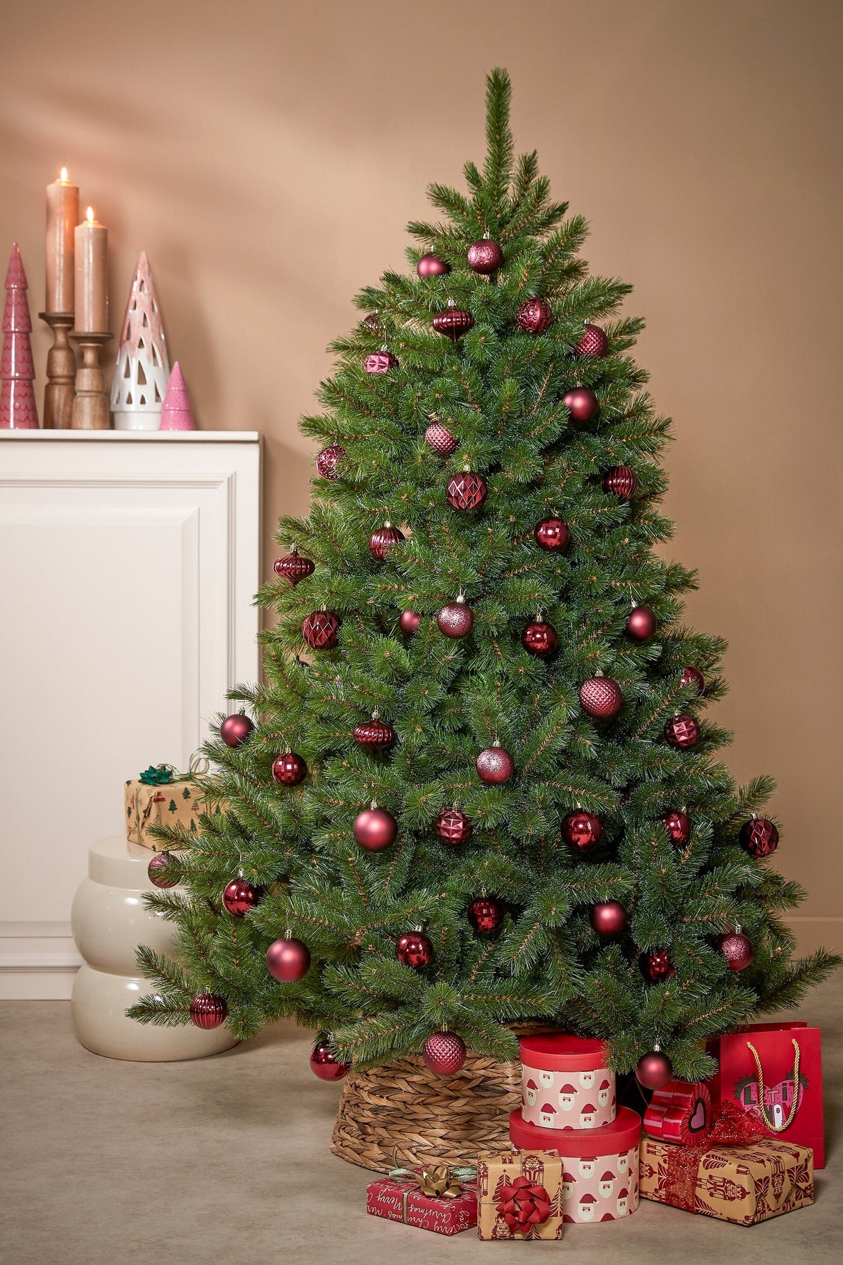 Triumph Tree Forest frosted pine kerstboom groen TIPS 1248 - h215xd140cm