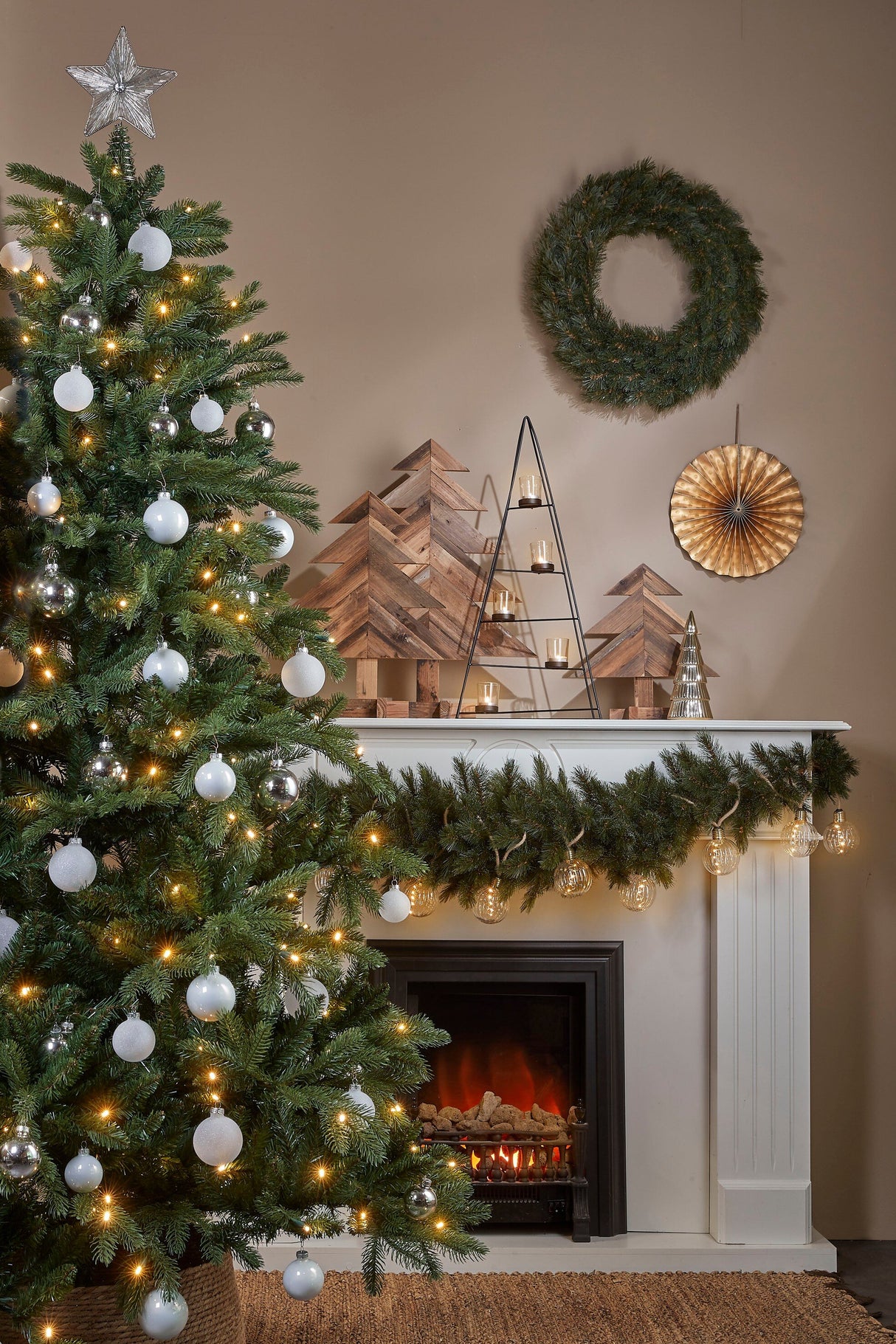 Black Box Trees Brampton kerstboom led groen 260L TIPS 1992 - h215xd142cm