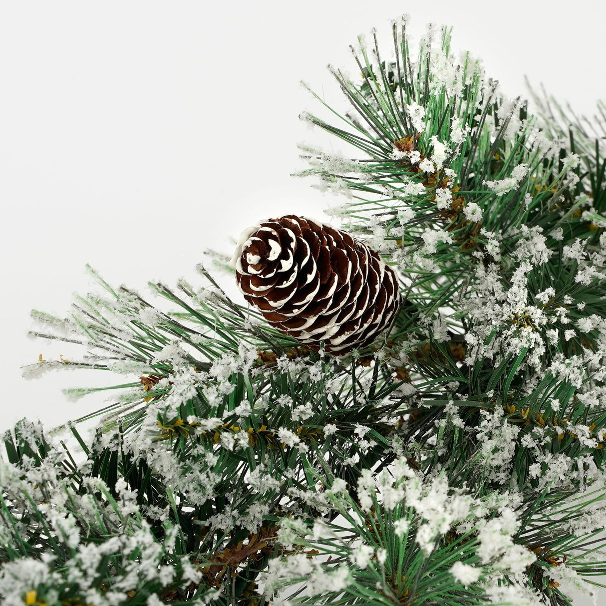 Black Box Trees Vandans slinger groen frosted TIPS 150 - l270xd20cm