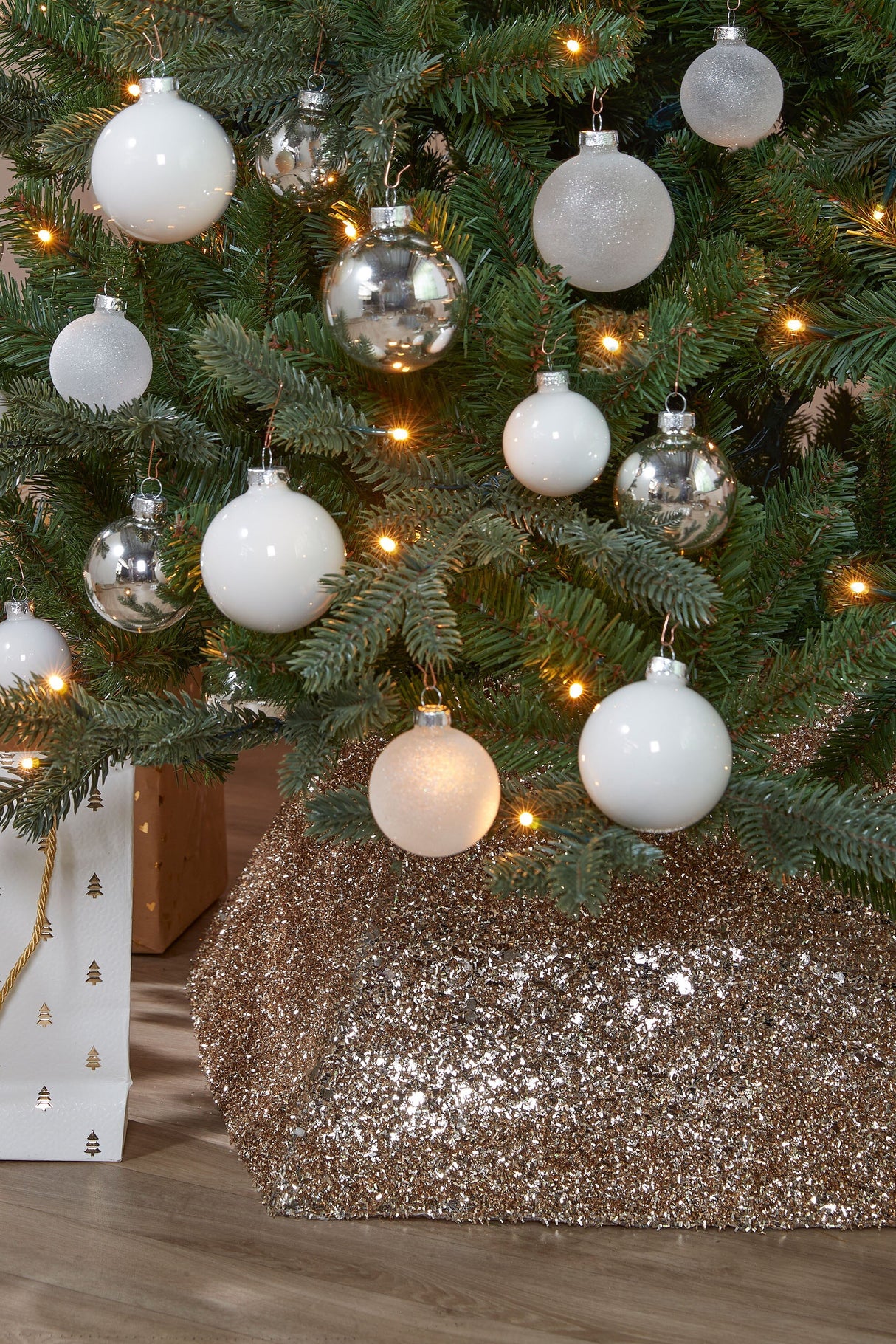 Mica Decorations kerstboomrok, opvouwbaar goud - - ⌀50cm - ↕30cm