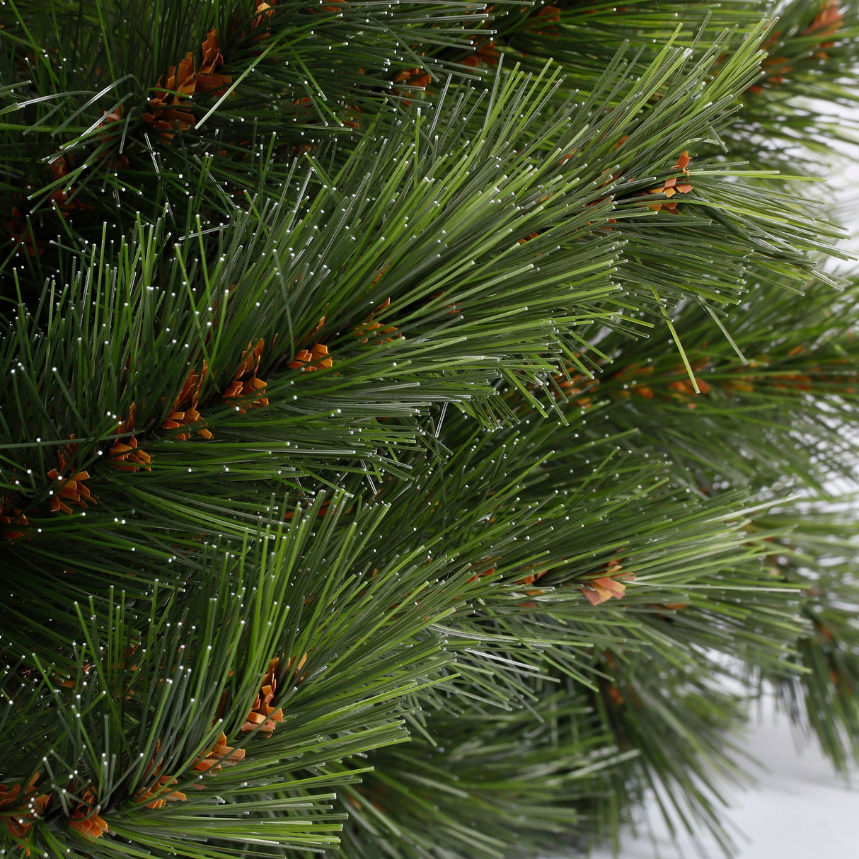 Triumph Tree Forest frosted swag groen TIPS 230 - l180xd36cm