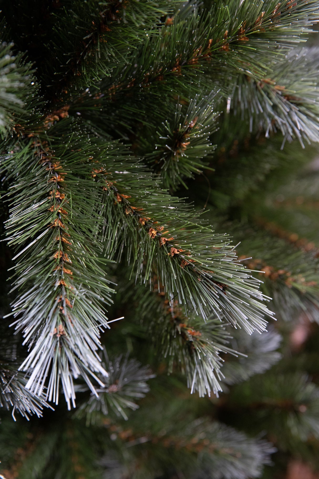 Triumph Tree Pittsburgh kerstboom met burlap groen frosted TIPS 127 - h90xd56cm
