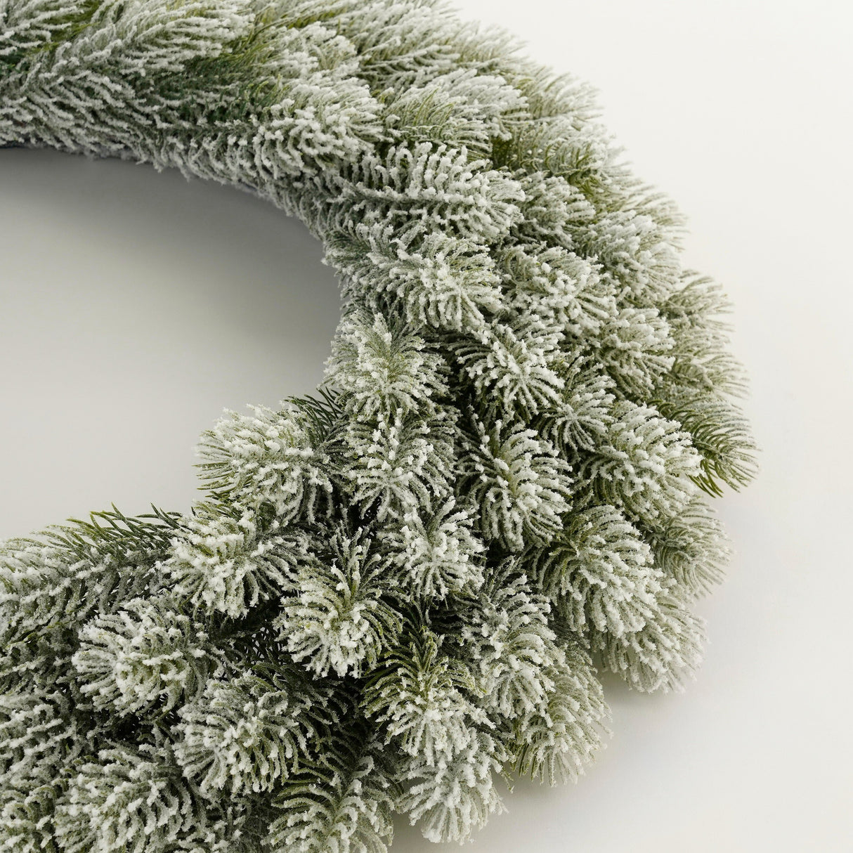 Black Box Trees Nigata krans groen frosted TIPS 126 - h12xd60cm - maximondo