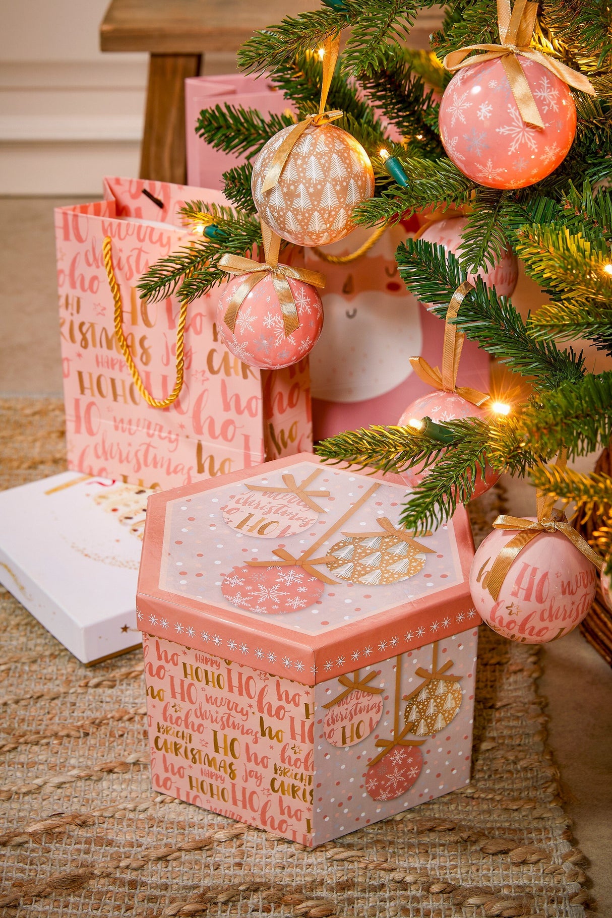 House of Seasons Bal onbreekbaar cadeau set perzik grijs 14 stuks - d7,5cm - maximondo