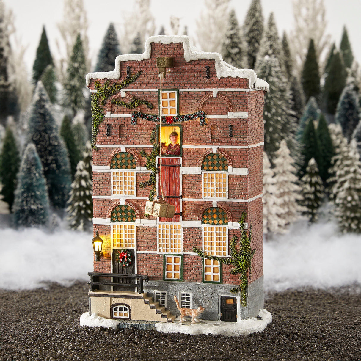 Luville Collectables Warehouse façade battery operated - l18,5xb10,5xh29cm - maximondo