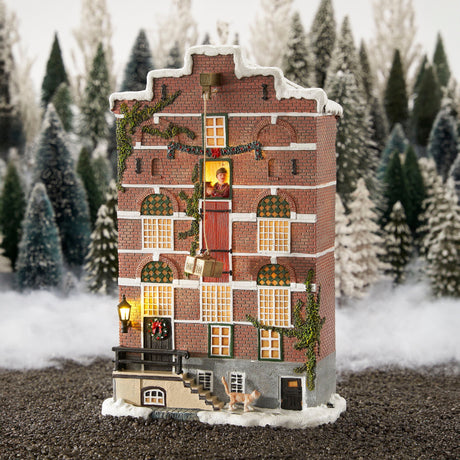 Luville Collectables Warehouse façade battery operated - l18,5xb10,5xh29cm - maximondo