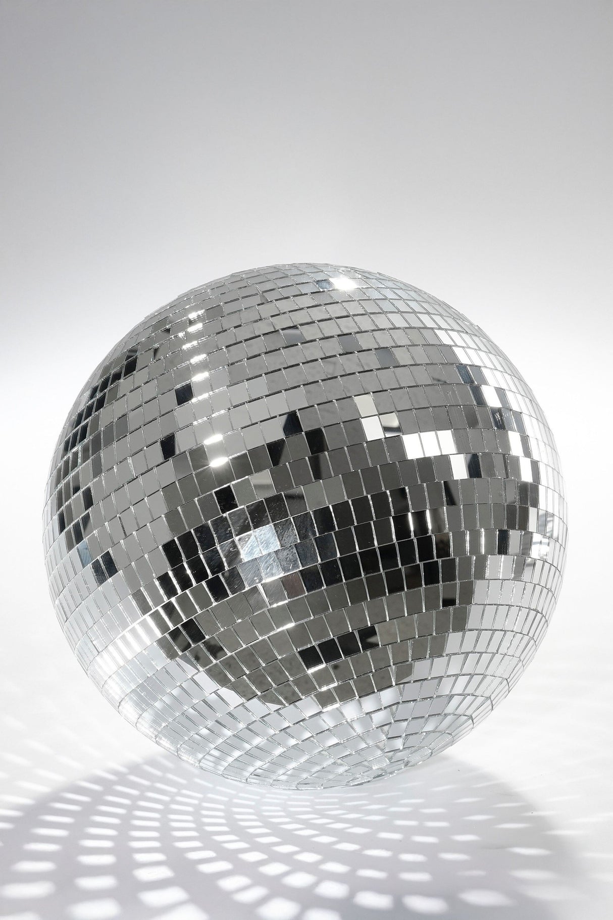 Mica Decorations Spiegel bal hangend zilver - d50cm