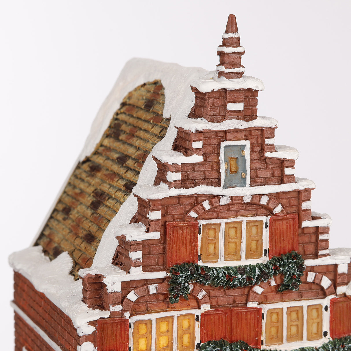 Luville Collectables Decorated canal house battery operated - l10,5xw11,5xh18,5cm - maximondo